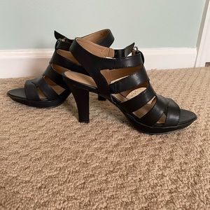 Naturalizer Women’s Heels Size 7.5